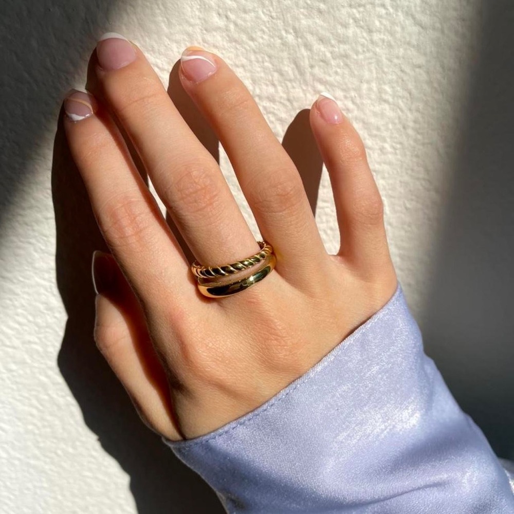 🔥SALE🔥18K Gold Stacked Twist Ring - Picture 2 of 4